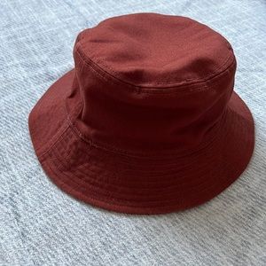 Madewell bucket hat in M-L